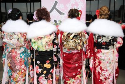 ragazze in kimono