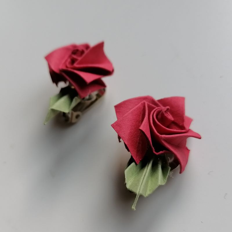 orecchini origami rosa