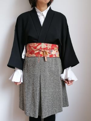 Kimono vestito in modo moderno 4